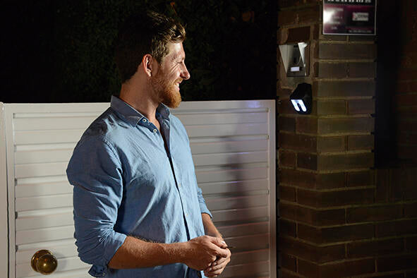 Lámpara Solar LED con Sensor de Movimiento para Exterior